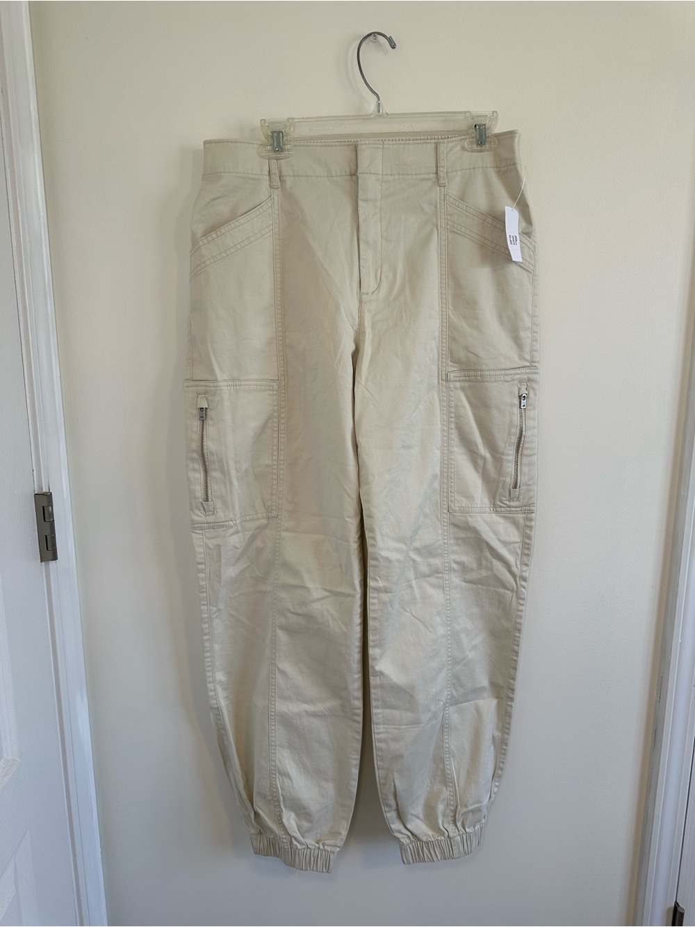Gap Downtown Cargo Joggers Medium Tall NWT